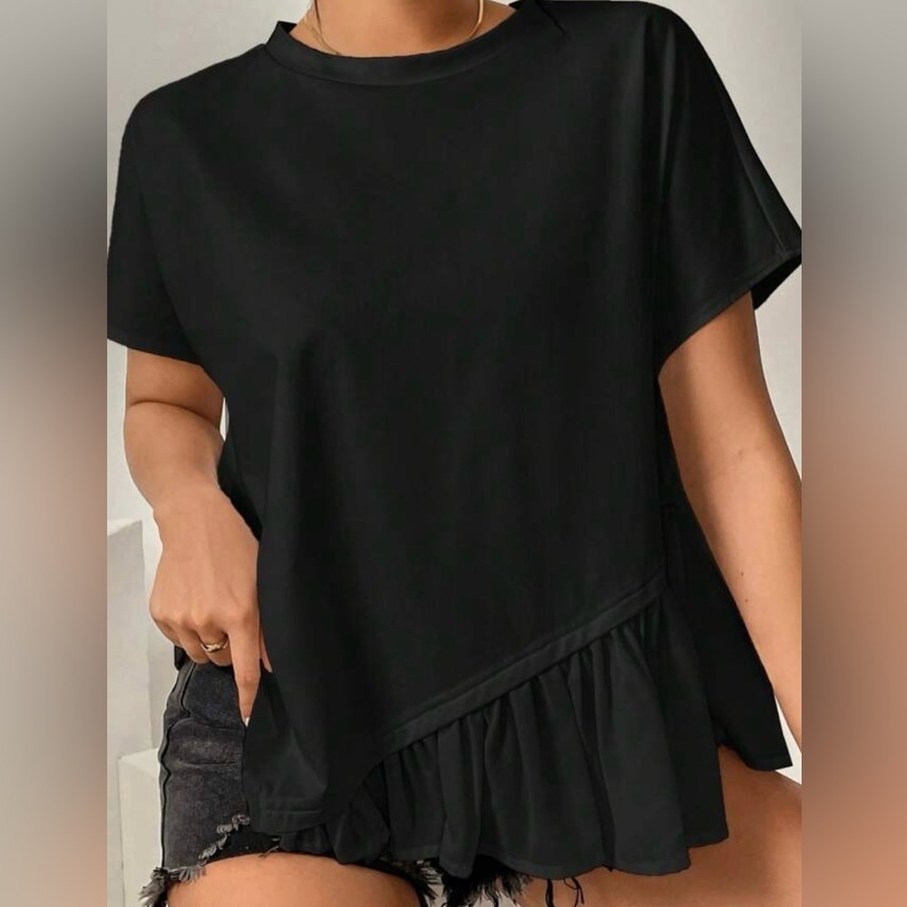 Elegant Black Women's Top - Picture 2 of 9